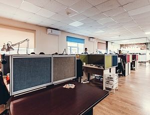 Настольные экраны-перегородки для рабочих столов